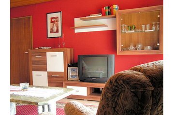 Germania Privát Faulbach, Esterno